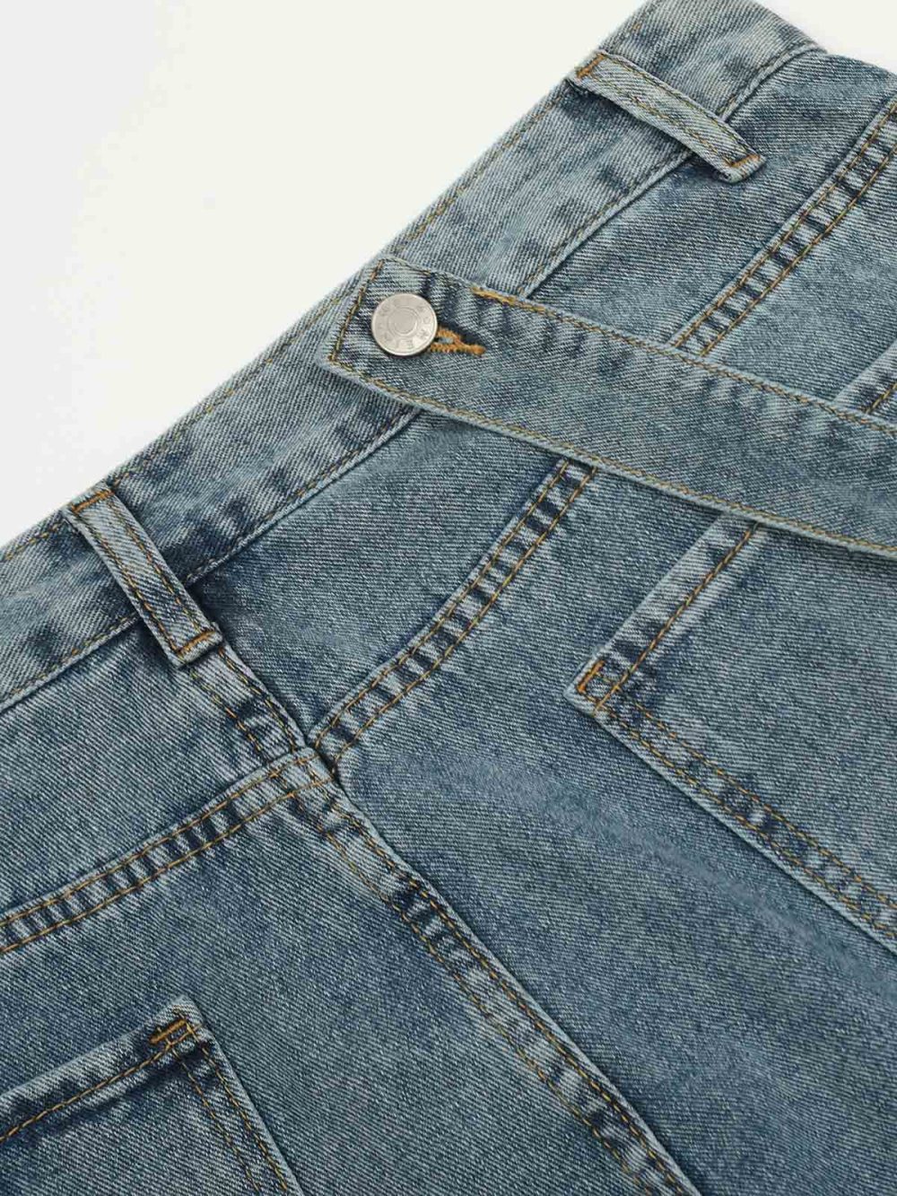 Detachable Strap Straight-Leg Cargo Loose-Fit Denim Jeans - Image 10